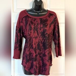 Rock & Republic Burgundy & Black Pullover Top